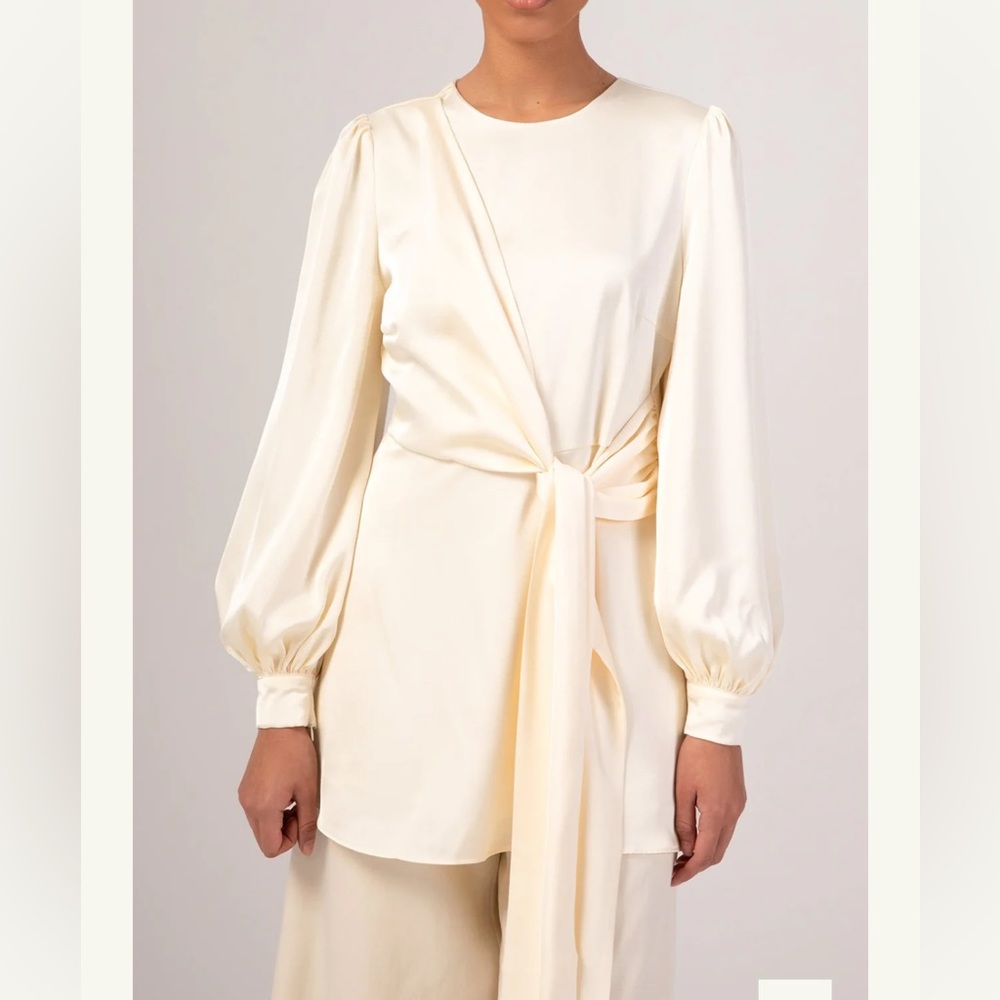 Veiled Collection Hala Side Tie Satin Blouse- Off White